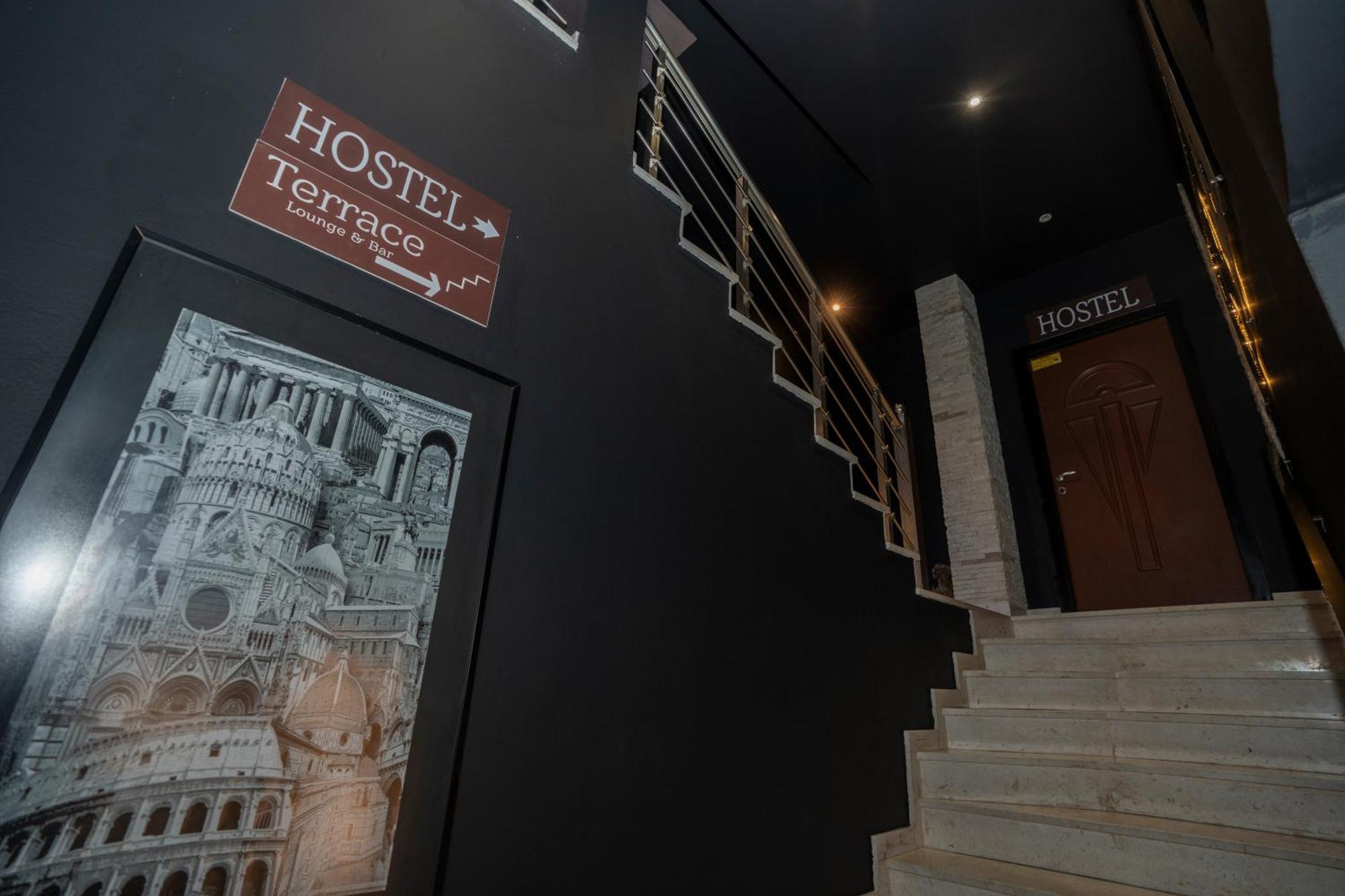 Terrace Hostel & Lounge Bar Shkodër エクステリア 写真